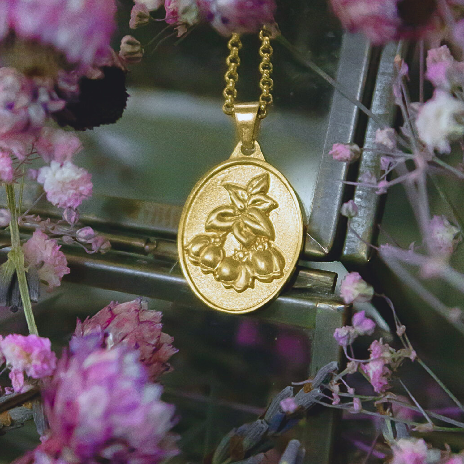 Medallita Murta Dorada