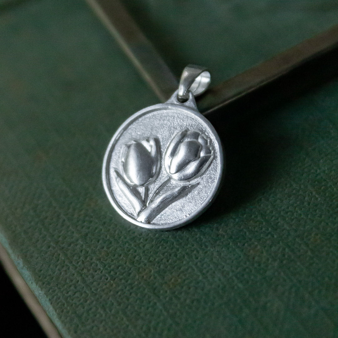 Medallita Tulipán