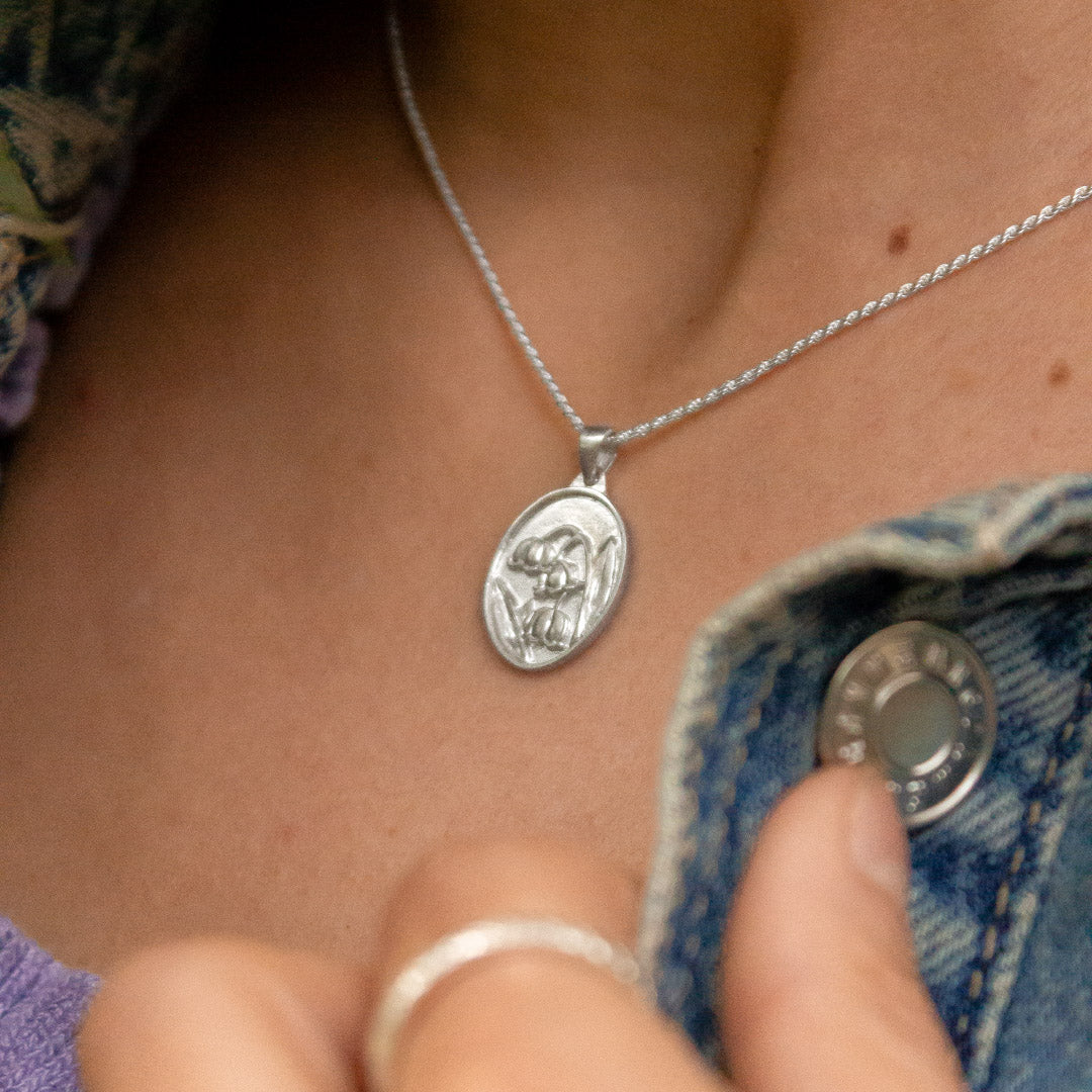 Medallita Lirio del Valle