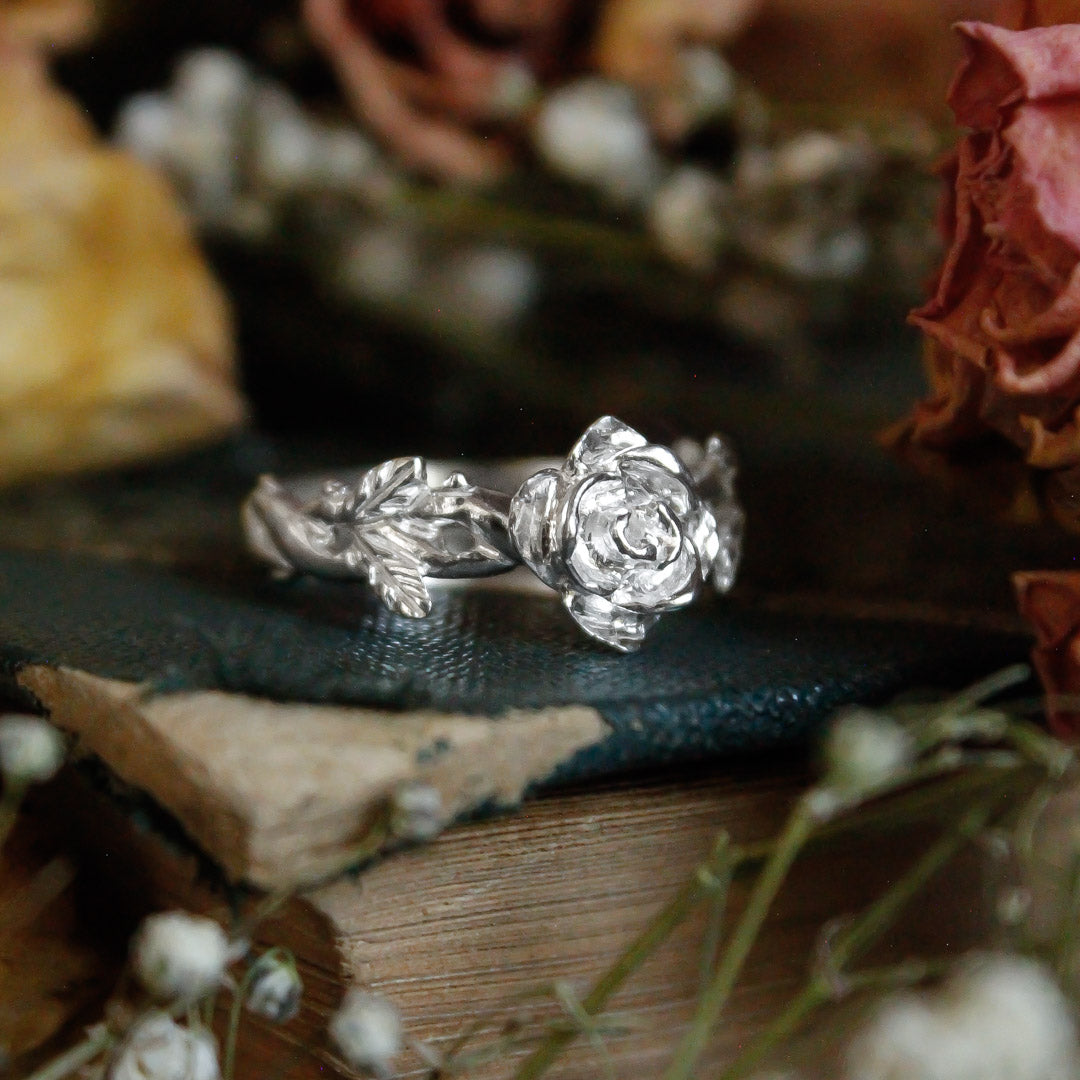 Anillo Rosa pequeña Plata