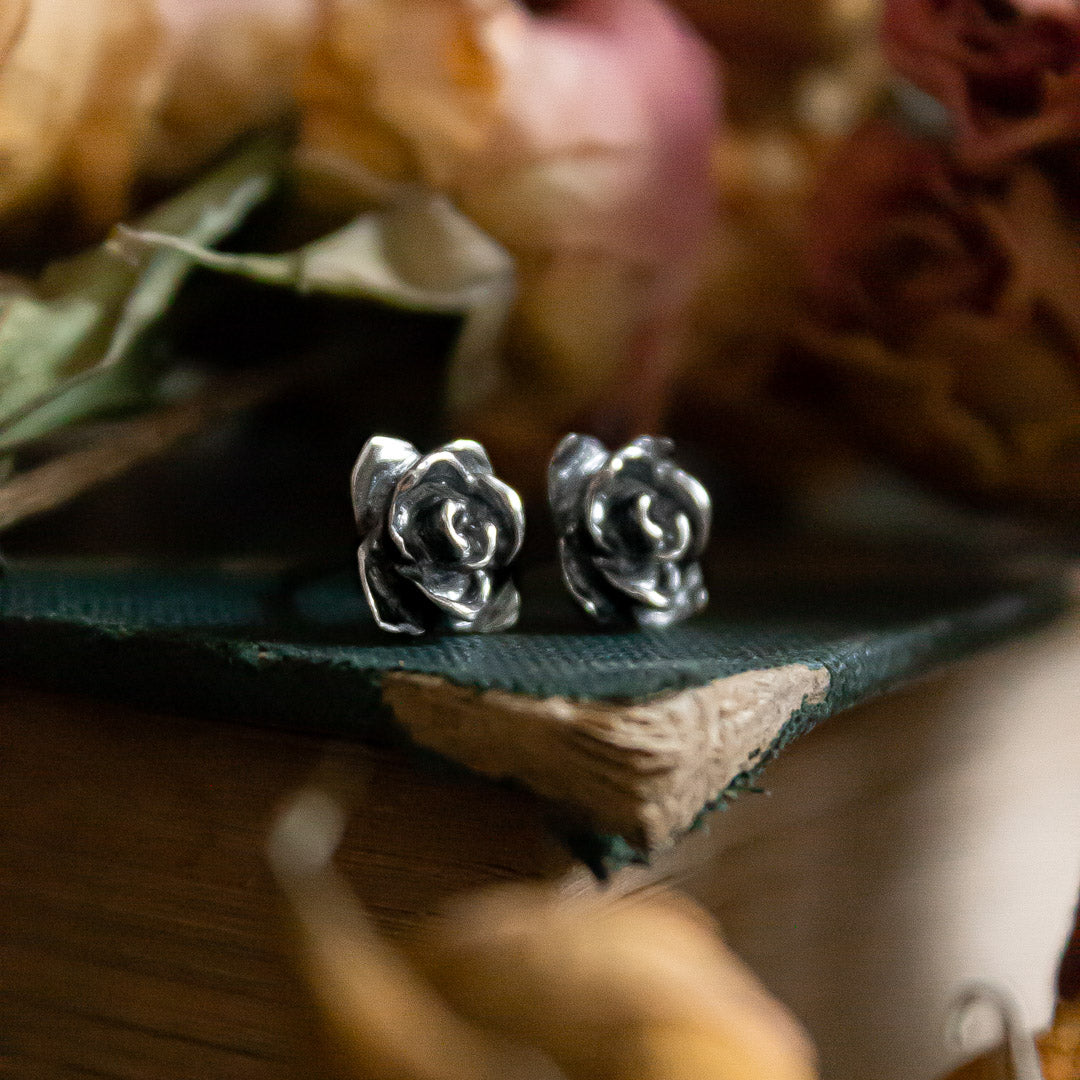 Aros Rosa pequeña plata envejecida