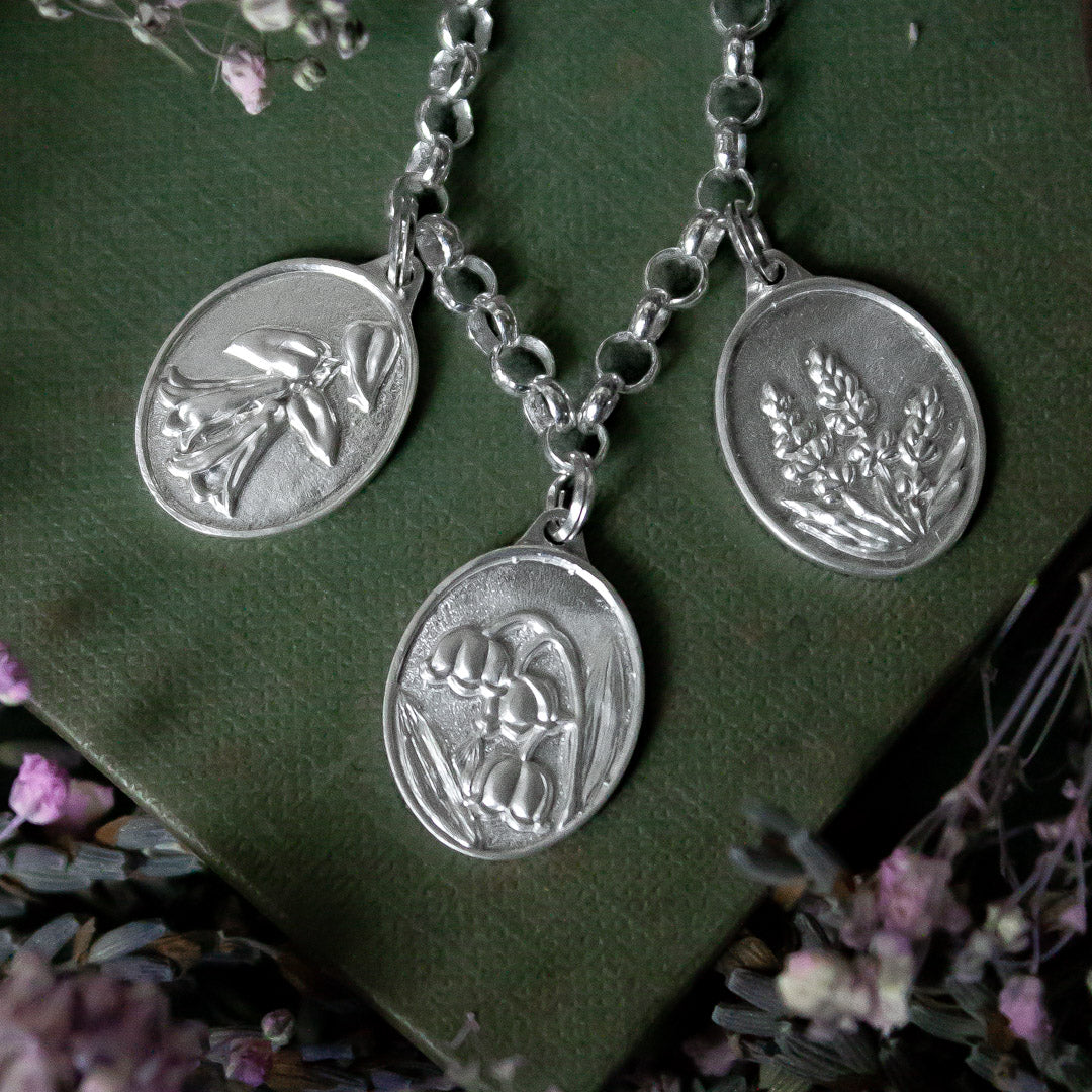 Medallita de Copihue