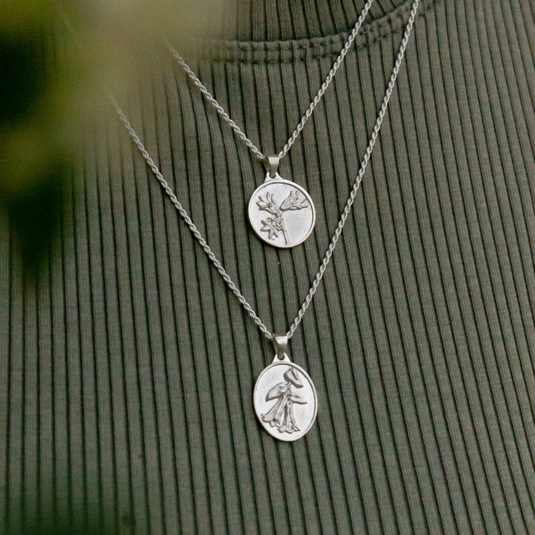 Medallita de Copihue