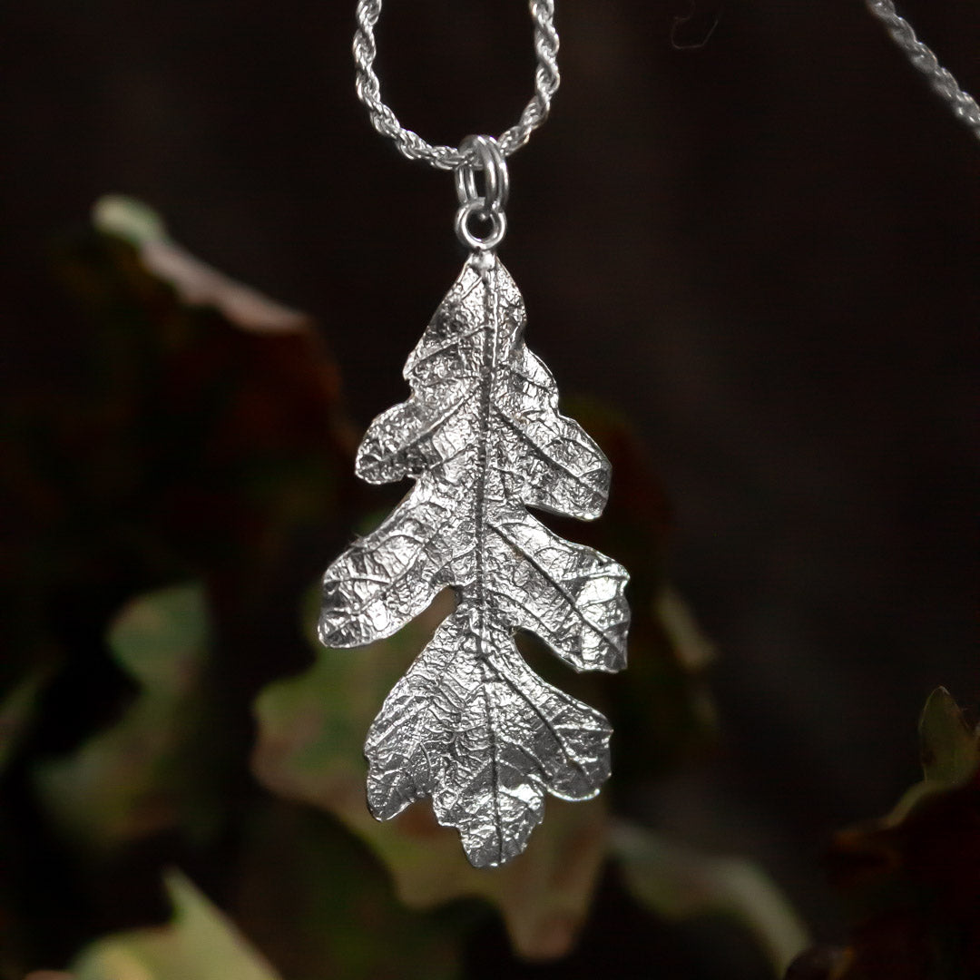 Colgante hoja de Roble Plata