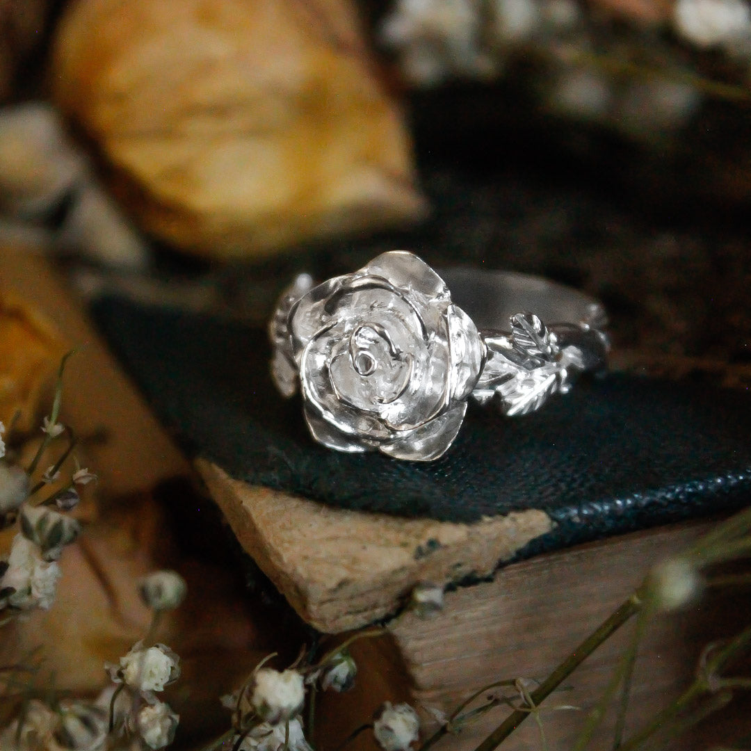 Anillo Rosa grande plata