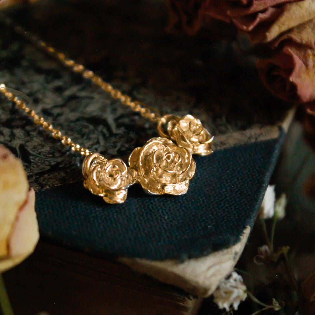 Colgante Rosas dorado
