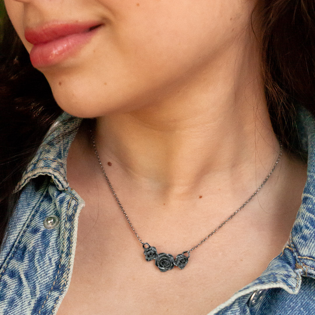 Colgante Rosas plata envejecida